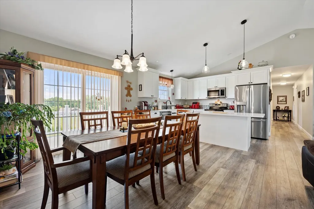 879 Blackstream Road Hermon ME 04401