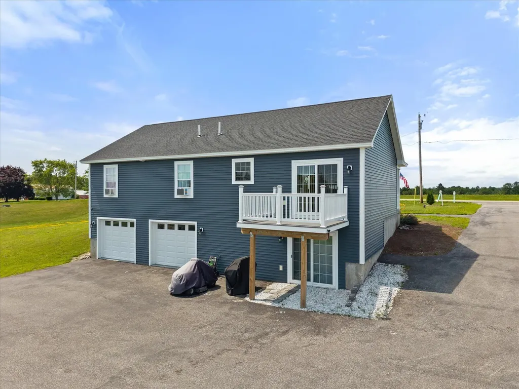 879 Blackstream Road Hermon ME 04401