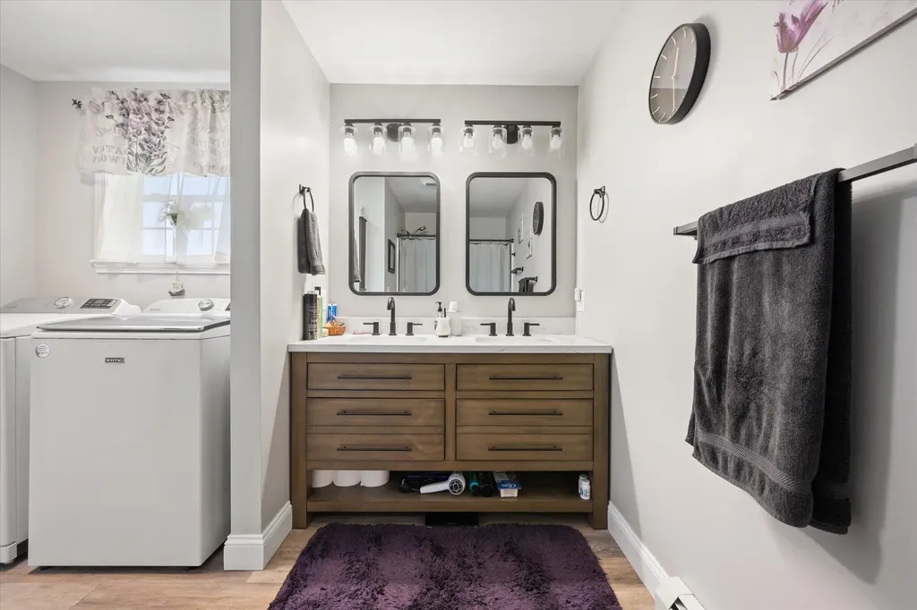 879 Blackstream Road Hermon ME 04401