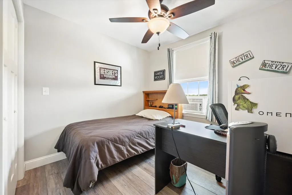 879 Blackstream Road Hermon ME 04401