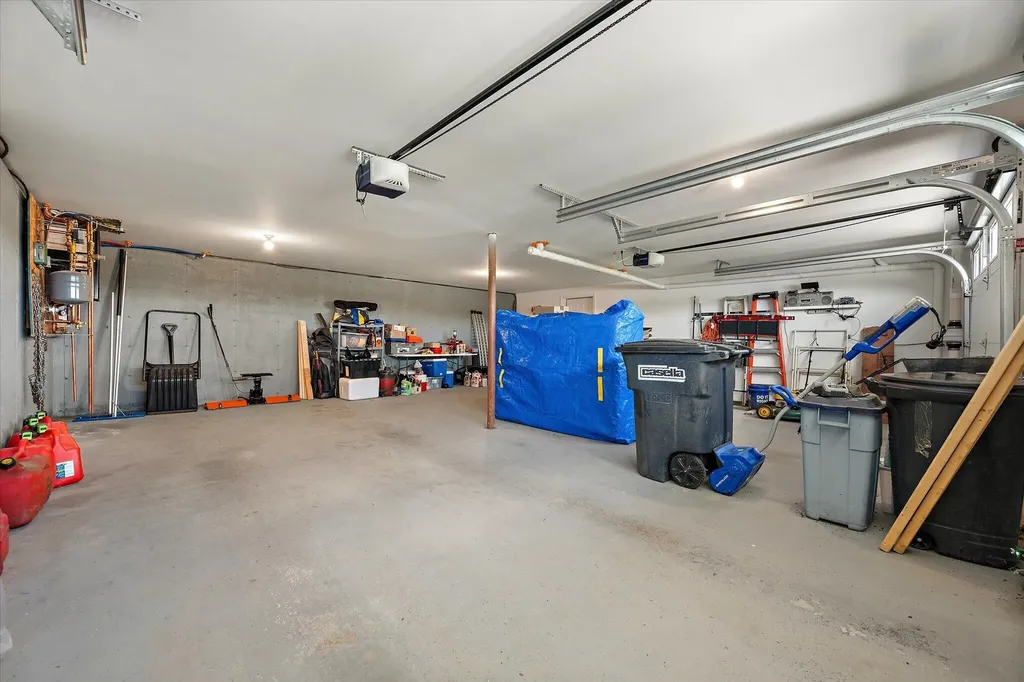 879 Blackstream Road Hermon ME 04401