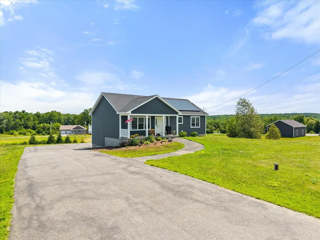 879 Blackstream Road Hermon ME 04401