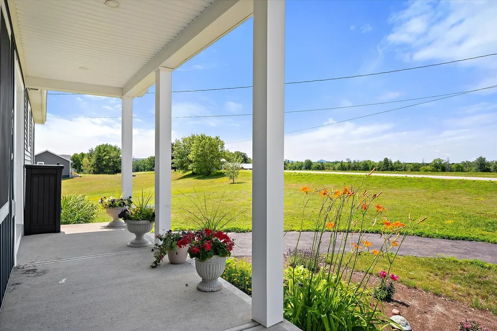 879 Blackstream Road Hermon ME 04401