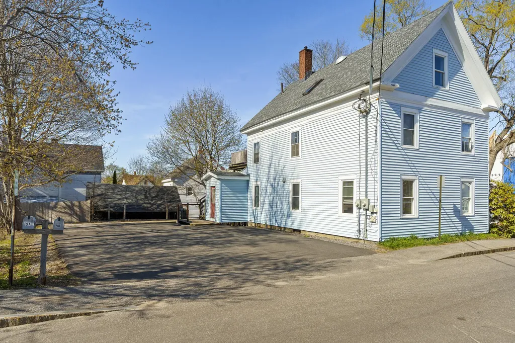 9 Pleasant Street Bath ME 04530