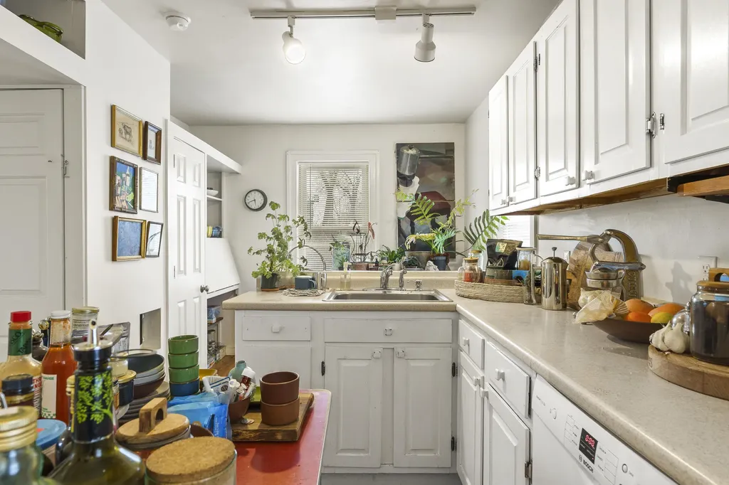9 Pleasant Street Bath ME 04530