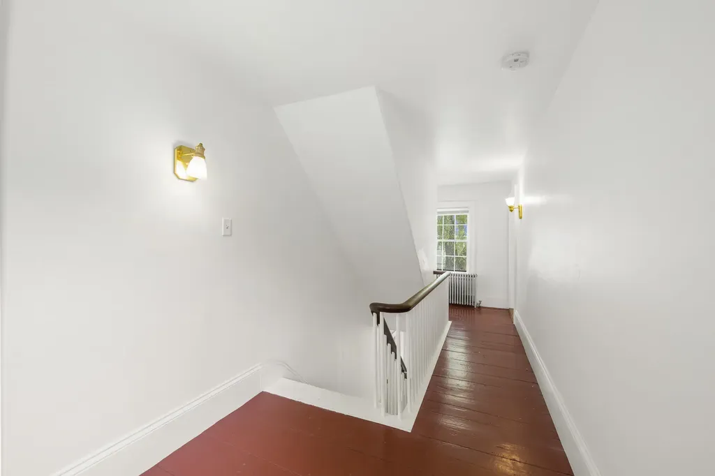 9 Pleasant Street Bath ME 04530