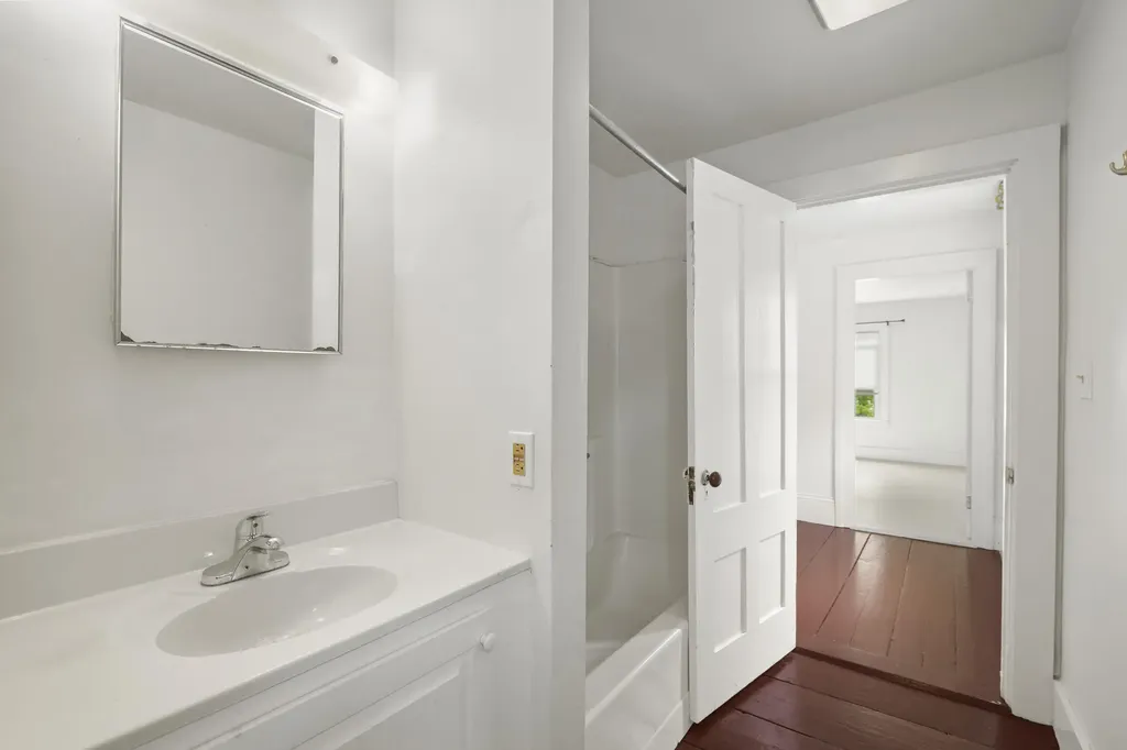 9 Pleasant Street Bath ME 04530