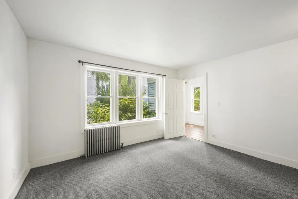 9 Pleasant Street Bath ME 04530