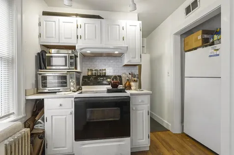 9 Pleasant Street Bath ME 04530