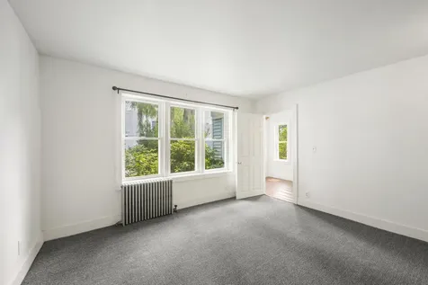 9 Pleasant Street Bath ME 04530