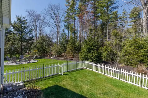 210 Rabbit Run Wells ME 04090