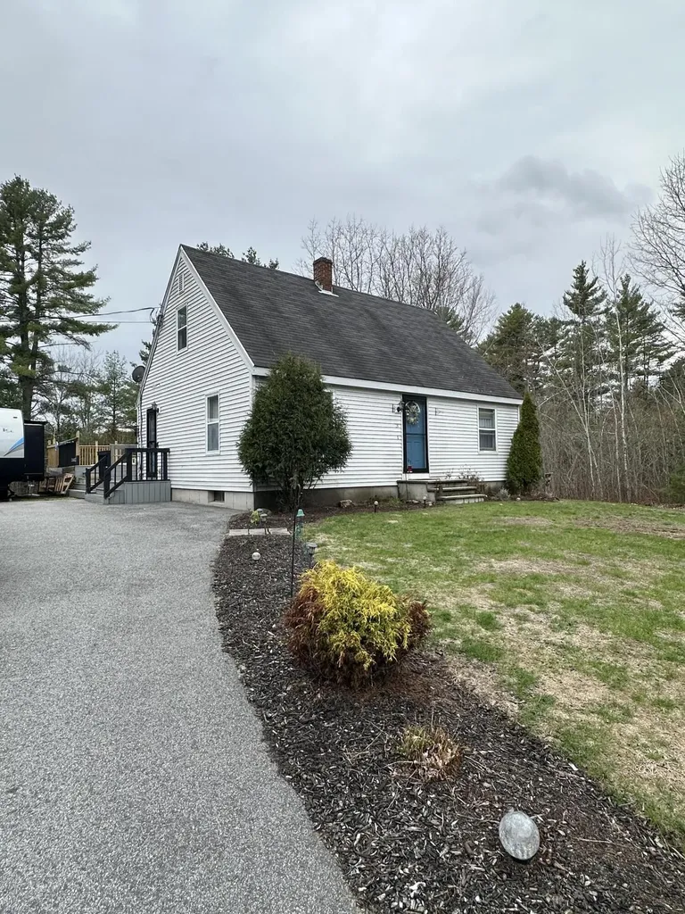 3 Woodland Avenue Standish ME 04085