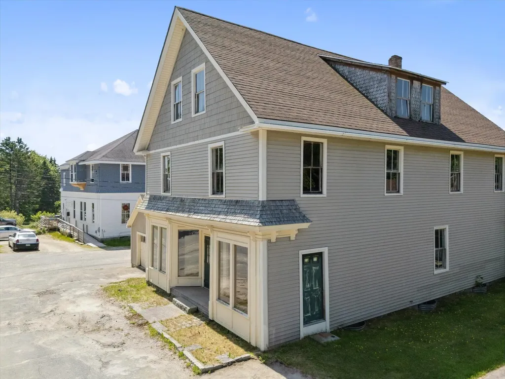 76 Taunton Drive Sullivan ME 04664