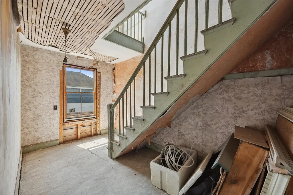 76 Taunton Drive Sullivan ME 04664