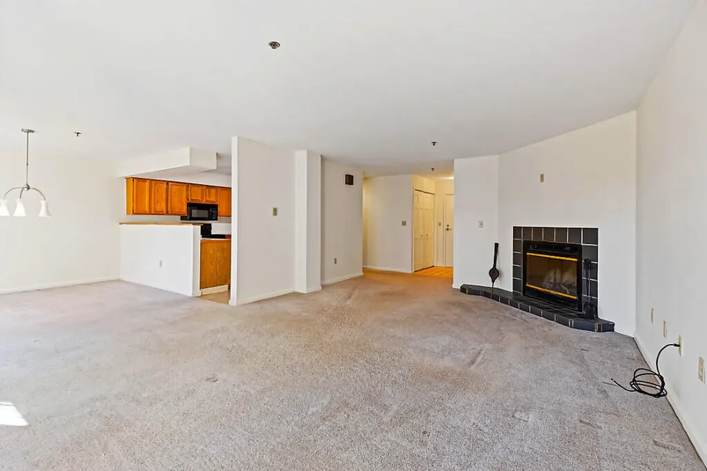 2 Schooner Ridge Road Bath ME 04530