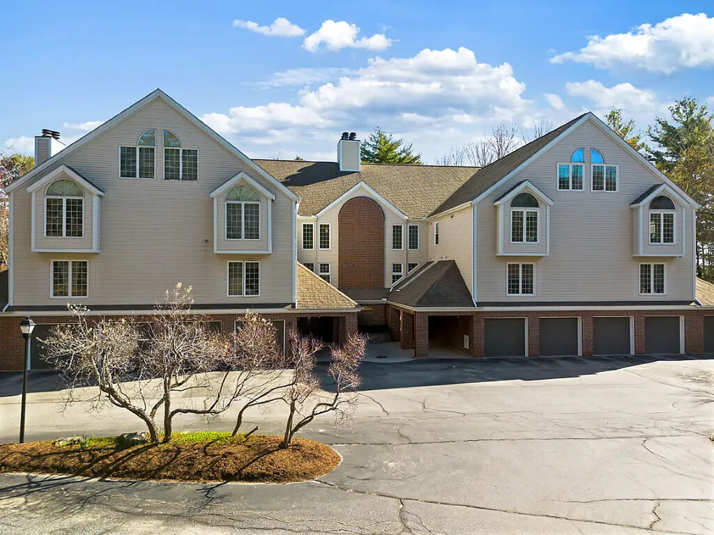 2 Schooner Ridge Road Bath ME 04530