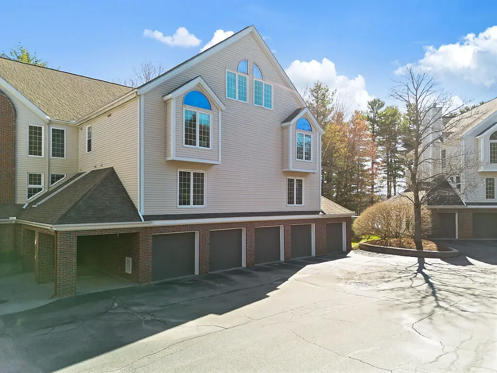 2 Schooner Ridge Road Bath ME 04530