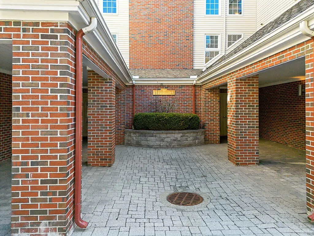 2 Schooner Ridge Road Bath ME 04530