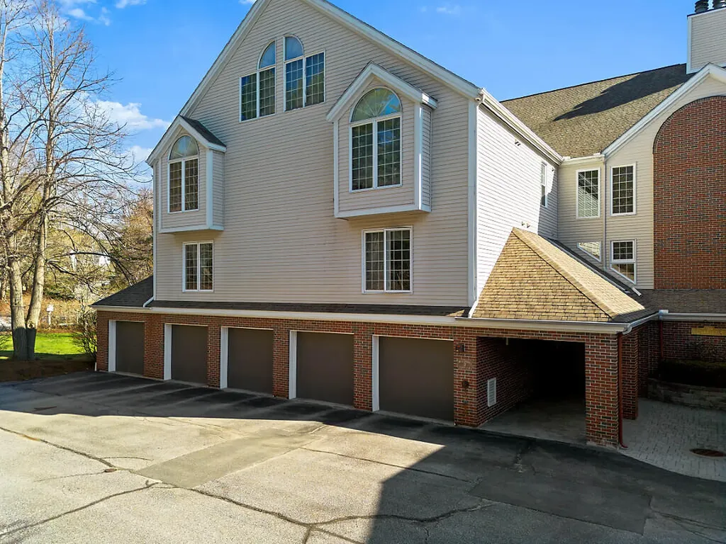 2 Schooner Ridge Road Bath ME 04530