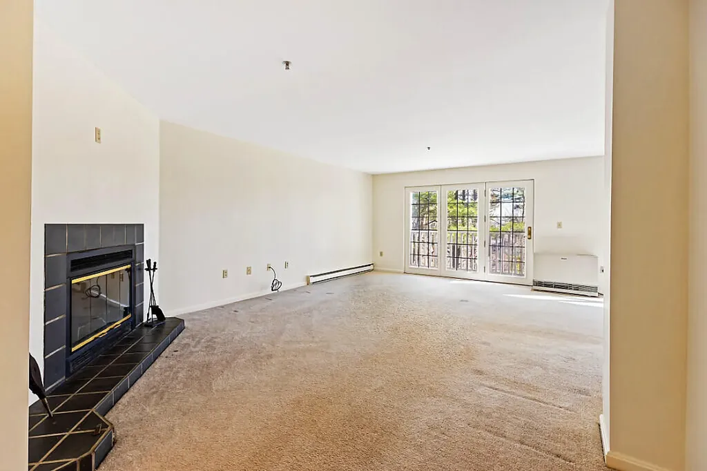 2 Schooner Ridge Road Bath ME 04530
