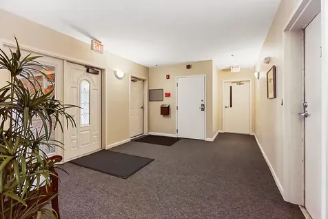 2 Schooner Ridge Road Bath ME 04530