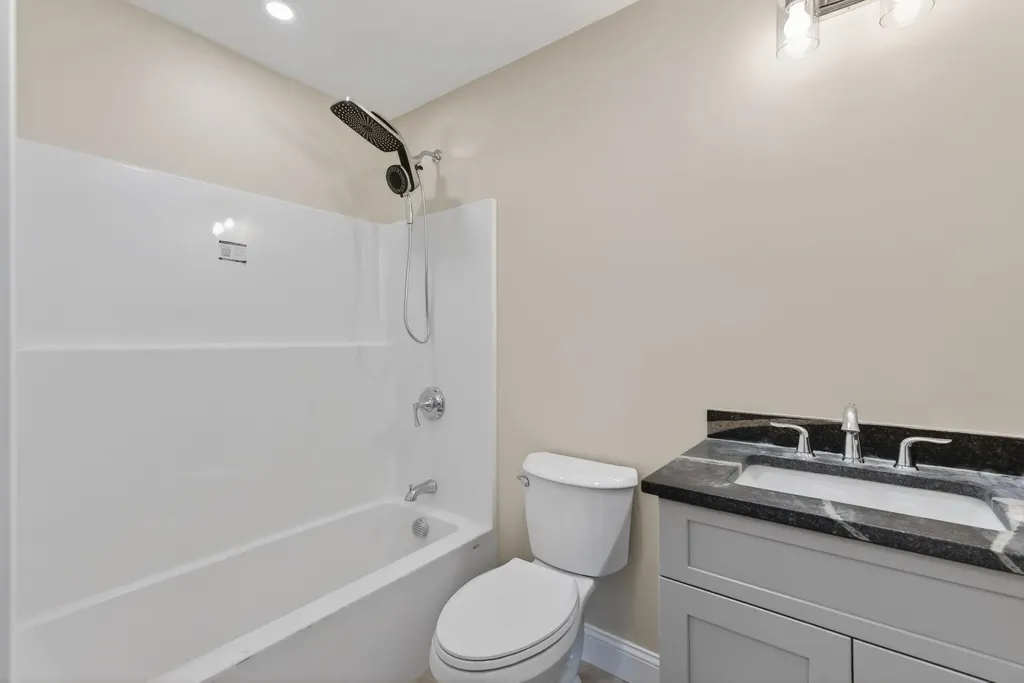 9 Dusty Rhoades Lane Windham ME 04062