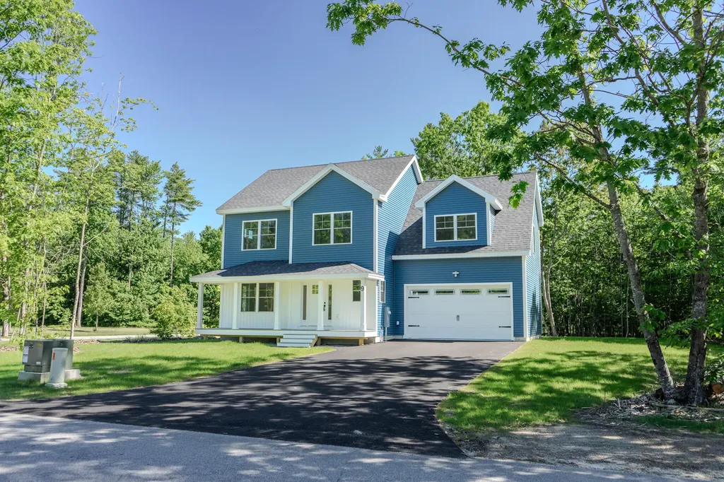 9 Dusty Rhoades Lane Windham ME 04062