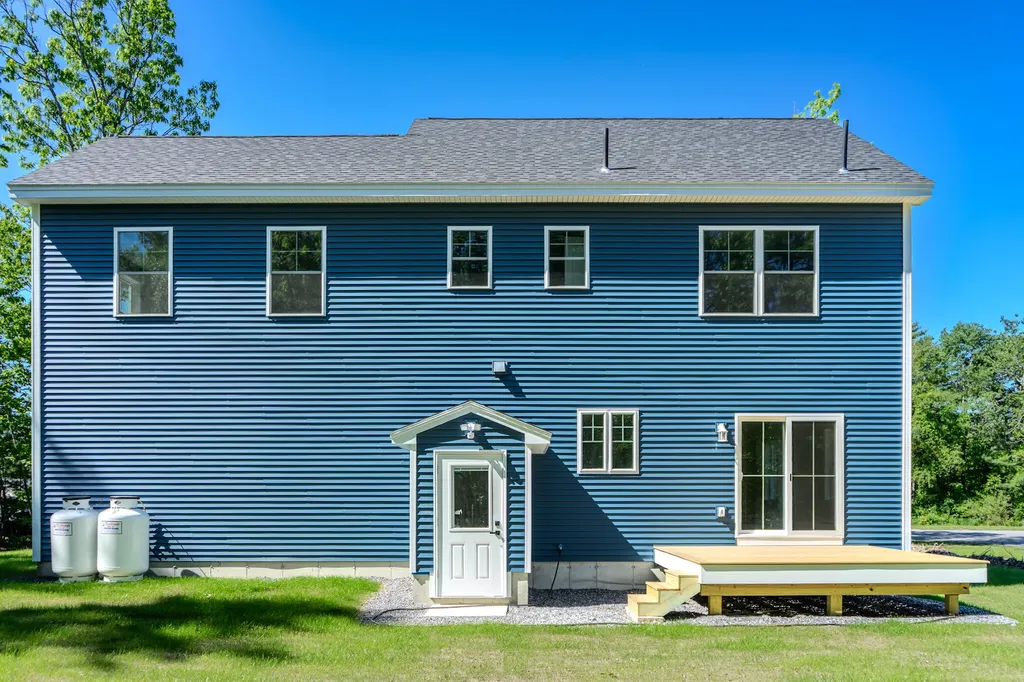 9 Dusty Rhoades Lane Windham ME 04062