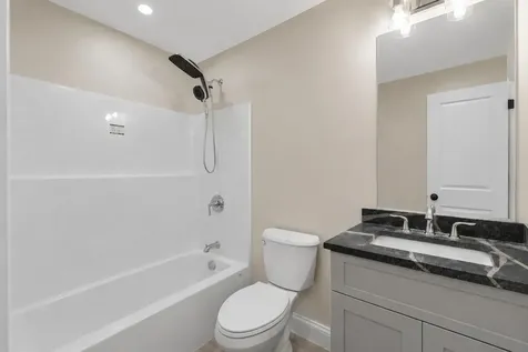 9 Dusty Rhoades Lane Windham ME 04062