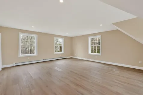 9 Dusty Rhoades Lane Windham ME 04062