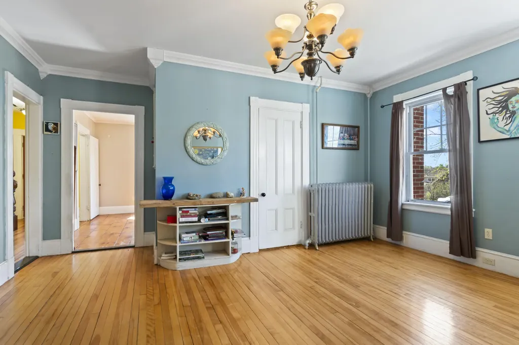 194 Oak Hill Road Auburn ME 04210