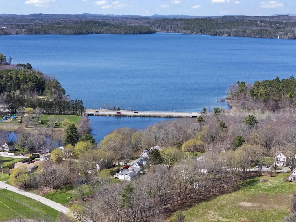 194 Oak Hill Road Auburn ME 04210
