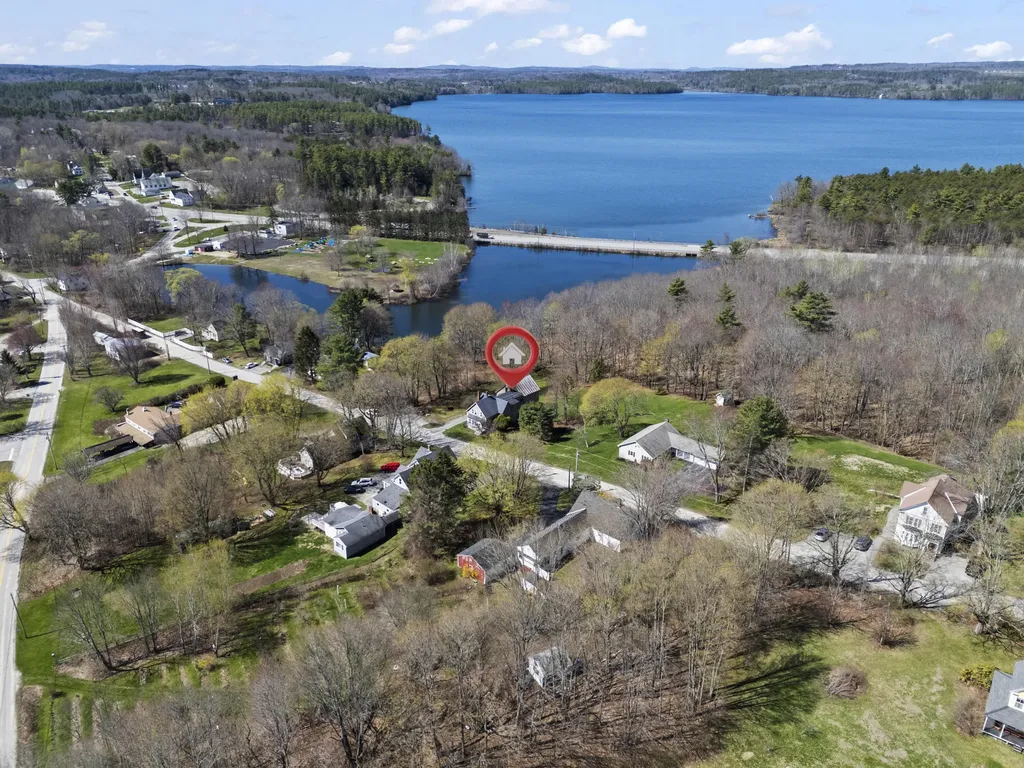 194 Oak Hill Road Auburn ME 04210