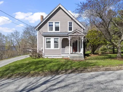 194 Oak Hill Road Auburn ME 04210