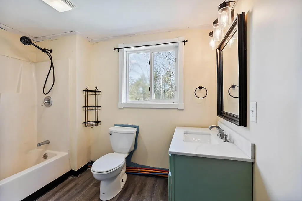 24 Indian Drive Woolwich ME 04579