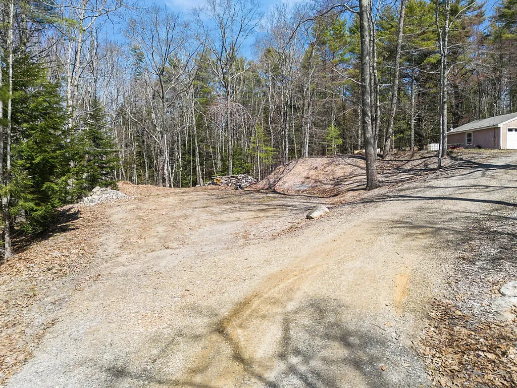 24 Indian Drive Woolwich ME 04579