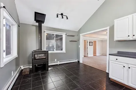 24 Indian Drive Woolwich ME 04579
