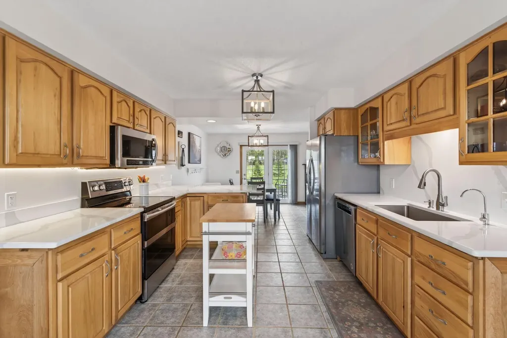 184-186 Pleasant View Ridge Road China ME 04358