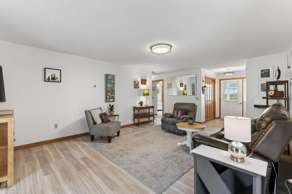 184-186 Pleasant View Ridge Road China ME 04358
