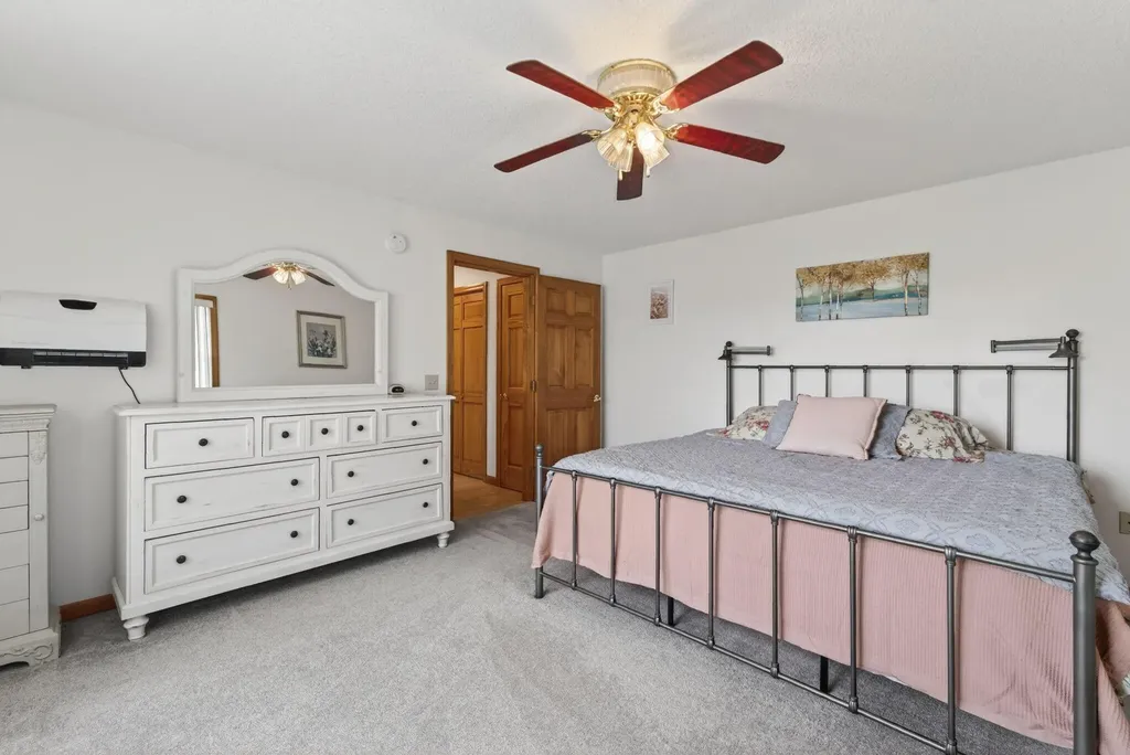 184-186 Pleasant View Ridge Road China ME 04358