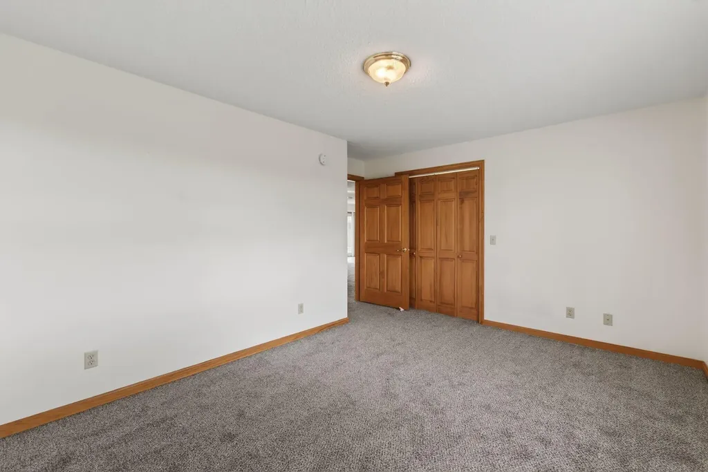 184-186 Pleasant View Ridge Road China ME 04358