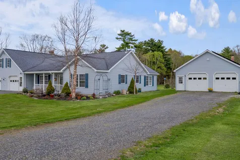 184-186 Pleasant View Ridge Road China ME 04358