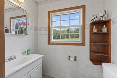 184-186 Pleasant View Ridge Road China ME 04358