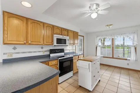 184-186 Pleasant View Ridge Road China ME 04358