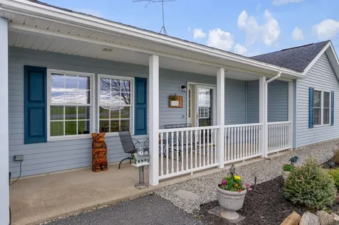 184-186 Pleasant View Ridge Road China ME 04358