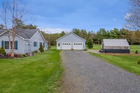 184-186 Pleasant View Ridge Road China ME 04358