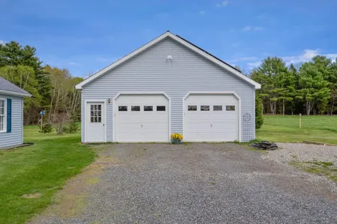 184-186 Pleasant View Ridge Road China ME 04358