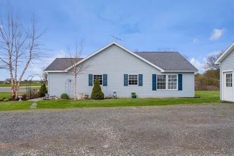 184-186 Pleasant View Ridge Road China ME 04358