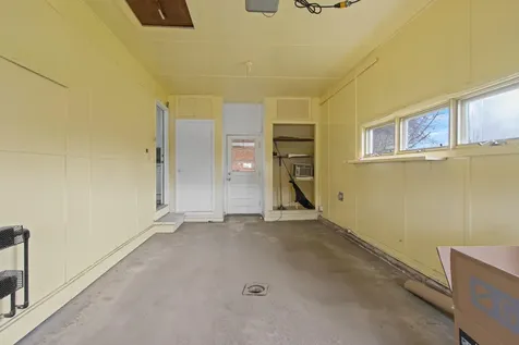 50 Loring Avenue Auburn ME 04210
