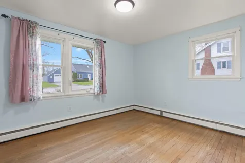 50 Loring Avenue Auburn ME 04210